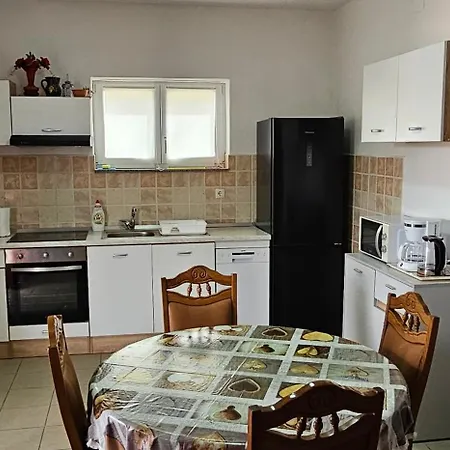 Apartment Darko Rogoznica (Sibenik-Knin)